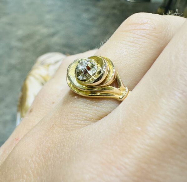 bague ancienne tourbillon